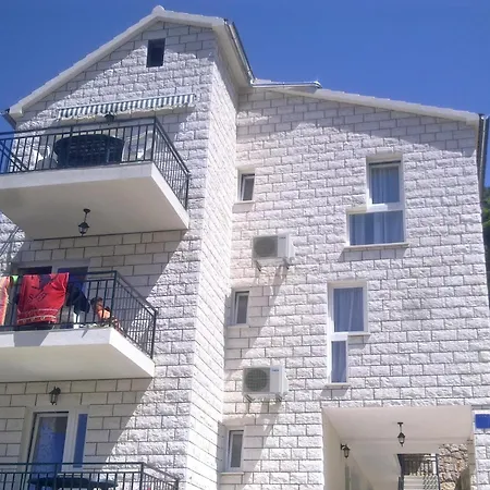 By The Sea Prozurska Luka, Mljet - 9446 *