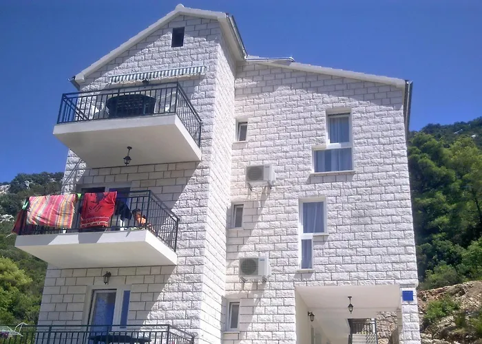 By The Sea Prozurska Luka, Mljet - 9446 *